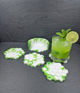Ensemble Apéro Moulé, Coloris vert Ensemble Apéro Moulé, Coloris vert